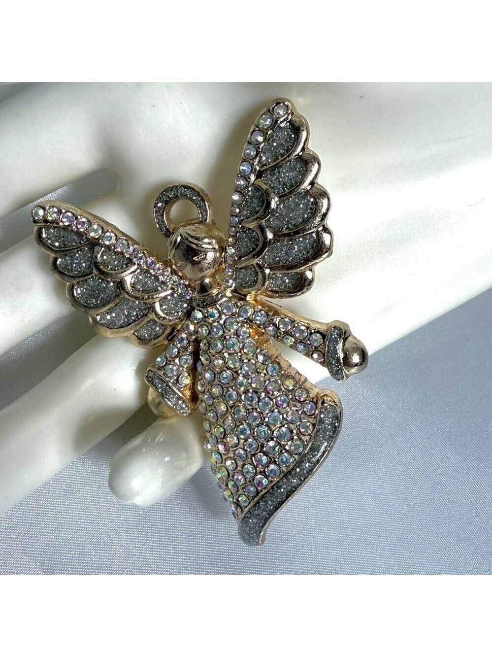 Vintage Angel Brooch Pin Gold Tone Rhinestones